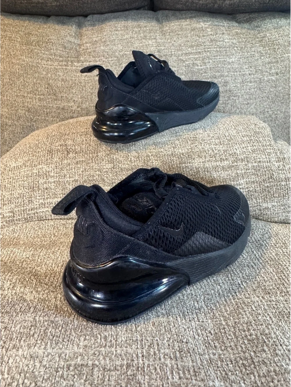 Nike Air Max 270 Triple Black Kids Sneakers Sz 13C AO2372-006